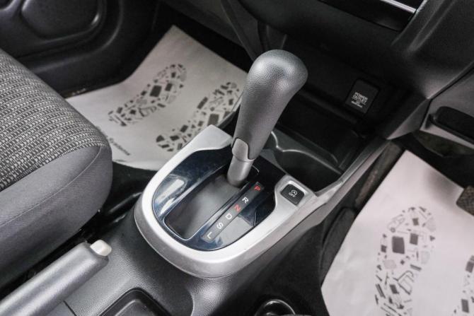 Honda Fit III с пробегом 2016 года, цена 999 000 рублей, 110212 км, хэтчбек, Автокод Объявления