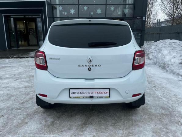 Renault Sandero II с пробегом 2017 года, цена 880 000 рублей, 116000 км, хэтчбек, Автокод Объявления