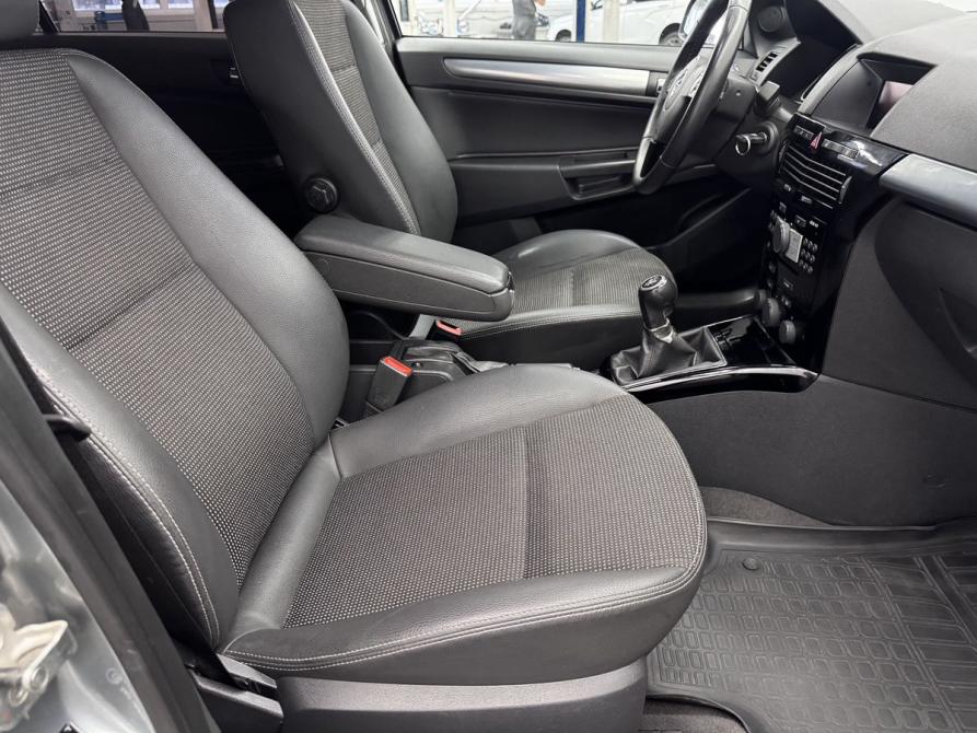 Opel Astra H Рестайлинг Воронеж  - изображение 15