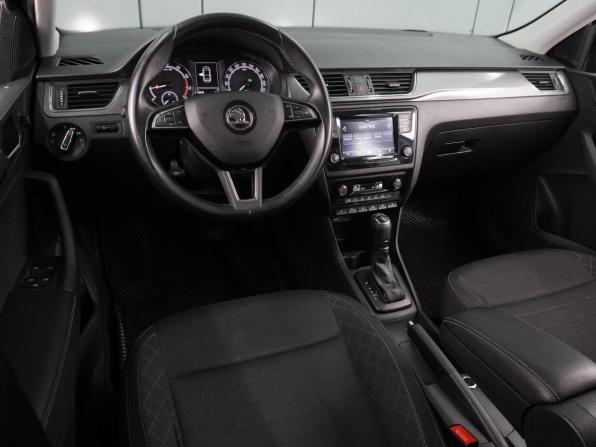 Skoda Rapid I Рестайлинг с пробегом 2019 года, цена 1 799 000 рублей, 54639 км, лифтбек, Автокод Объявления