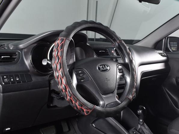 Kia Rio III Рестайлинг с пробегом 2015 года, цена 1 049 999 рублей, 123055 км, хэтчбек, Автокод Объявления