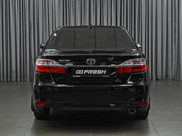 Toyota Camry VII (XV50) Рестайлинг 2 с пробегом 2018 года, цена 2 120 000 рублей, 290329 км, седан, Автокод Объявления