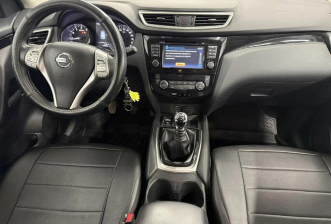 Nissan Qashqai II с пробегом 2015 года, цена 1 550 000 рублей, 37925 км, внедорожник, Автокод Объявления