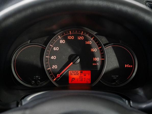 Toyota Vitz III (XP130) с пробегом 2013 года, цена 625 000 рублей, 178714 км, хэтчбек, Автокод Объявления