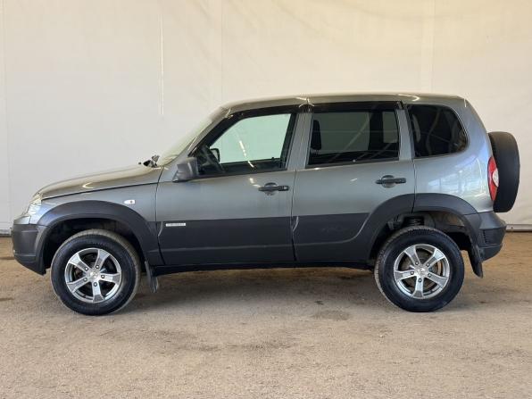 Chevrolet Niva I Рестайлинг с пробегом 2017 года, цена 860 000 рублей, 73000 км, внедорожник, Автокод Объявления