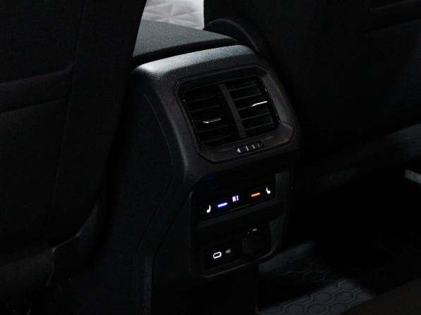 Volkswagen Tiguan II Рестайлинг с пробегом 2020 года, цена 3 139 000 рублей, 59427 км, внедорожник, Автокод Объявления