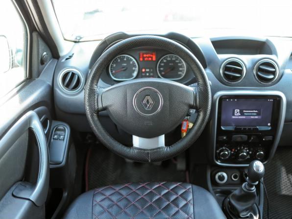 Renault Duster I с пробегом 2012 года, цена 909 000 рублей, 180000 км, внедорожник, Автокод Объявления