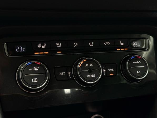 Volkswagen Tiguan II с пробегом 2017 года, цена 2 849 000 рублей, 128143 км, внедорожник, Автокод Объявления