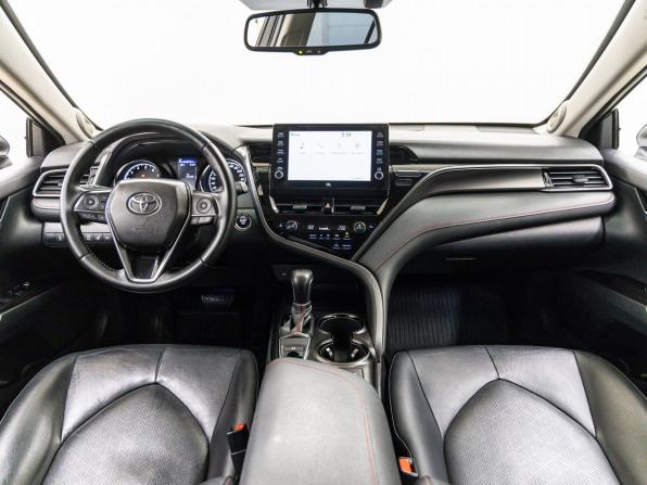Toyota Camry VIII (XV70) Рестайлинг с пробегом 2021 года, цена 2 998 000 рублей, 72821 км, седан, Автокод Объявления