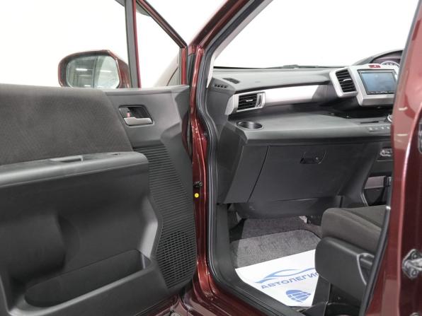 Honda Freed I Рестайлинг 2 с пробегом 2014 года, цена 1 300 000 рублей, 122615 км, компактвэн, Автокод Объявления
