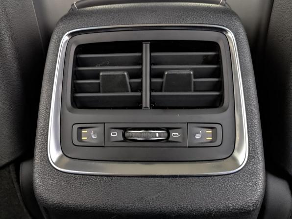 Geely Atlas Pro с пробегом 2023 года, цена 2 250 000 рублей, 27206 км, внедорожник, Автокод Объявления