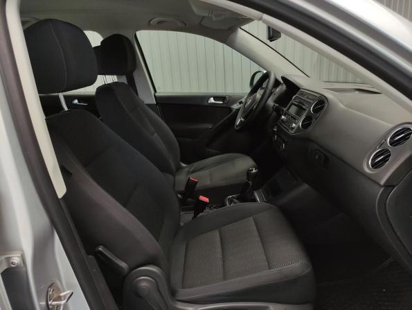 Volkswagen Tiguan I Рестайлинг с пробегом 2012 года, цена 990 000 рублей, 123730 км, внедорожник, Автокод Объявления