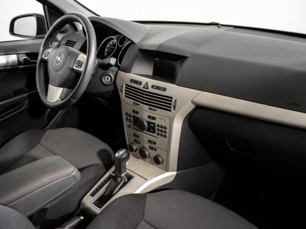Opel Astra H Рестайлинг с пробегом 2008 года, цена 875 000 рублей, 113615 км, хэтчбек, Автокод Объявления