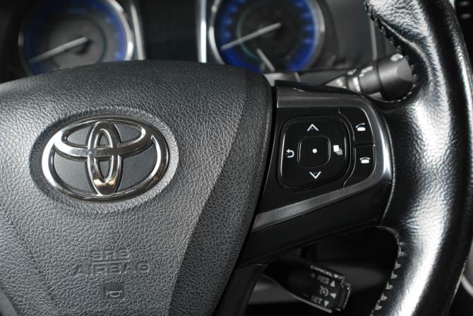 Toyota Camry VII (XV50) Рестайлинг с пробегом 2016 года, цена 2 099 000 рублей, 185000 км, седан, Автокод Объявления