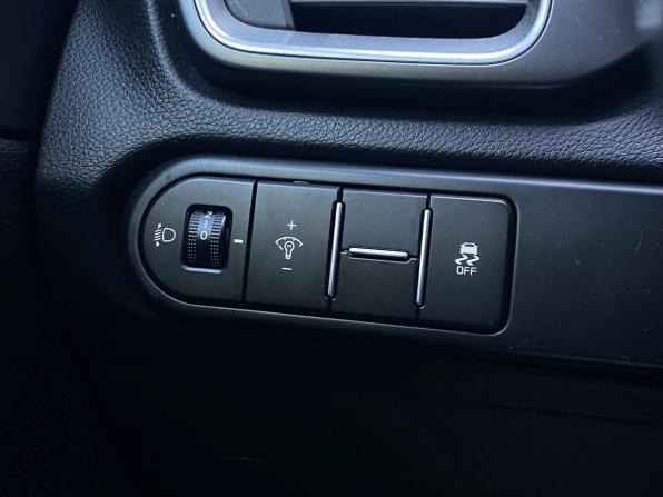 Kia Ceed III с пробегом 2019 года, цена 1 830 000 рублей, 111000 км, хэтчбек, Автокод Объявления