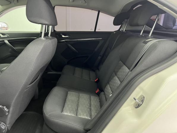 Skoda Octavia II (A5) Рестайлинг с пробегом 2012 года, цена 750 000 рублей, 250706 км, лифтбек, Автокод Объявления