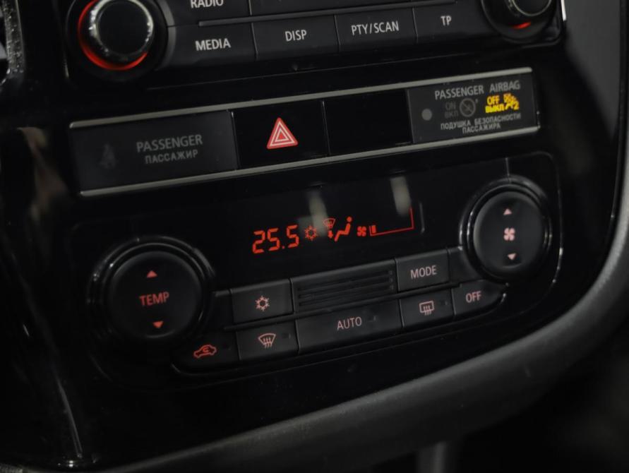 Mitsubishi Outlander III Рестайлинг 3 Санкт-Петербург  - изображение 14