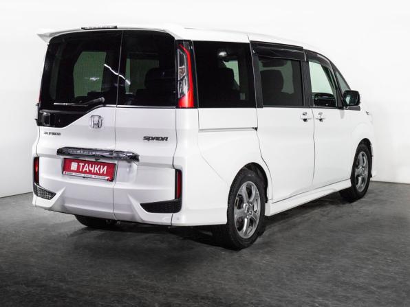 Honda Stepwgn V Рестайлинг с пробегом 2019 года, цена 1 920 000 рублей, 90864 км, минивэн, Автокод Объявления
