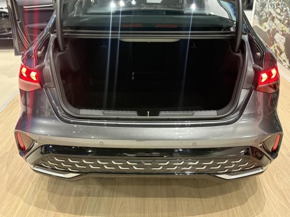 Новый Audi A3 IV (8Y) Рестайлинг 2026 года, цена 4 260 000 рублей, седан, Автокод Объявления