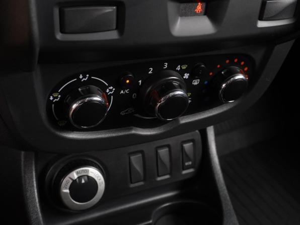 Renault Duster I Рестайлинг с пробегом 2017 года, цена 1 274 000 рублей, 186410 км, внедорожник, Автокод Объявления