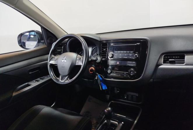 Mitsubishi Outlander III Рестайлинг 2 с пробегом 2018 года, цена 2 100 000 рублей, 164092 км, внедорожник, Автокод Объявления