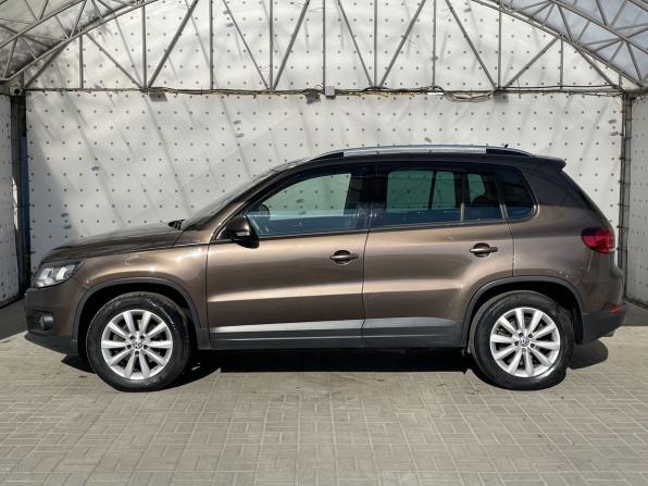 Volkswagen Tiguan I Рестайлинг с пробегом 2016 года, цена 1 500 000 рублей, 167400 км, внедорожник, Автокод Объявления