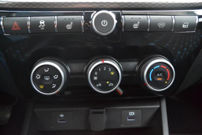 Lada (ВАЗ) Vesta I Рестайлинг (NG) с пробегом 2026 года, цена 1 550 000 рублей, 5634 км, седан, Автокод Объявления
