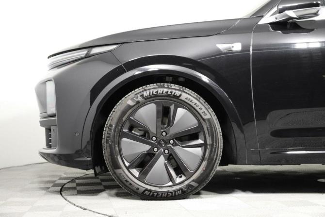 Новый Li Auto (Lixiang) L7 I Рестайлинг 2025 года, цена 10 690 000 рублей, внедорожник, Автокод Объявления