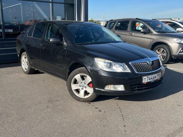 Skoda Octavia II (A5) Рестайлинг с пробегом 2012 года, цена 930 000 рублей, 175000 км, лифтбек, Автокод Объявления