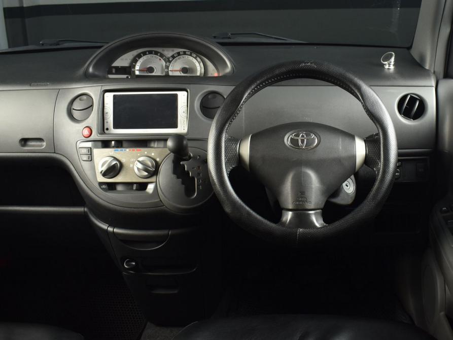 Toyota Sienta I Рестайлинг 2 Кемерово  - изображение 8