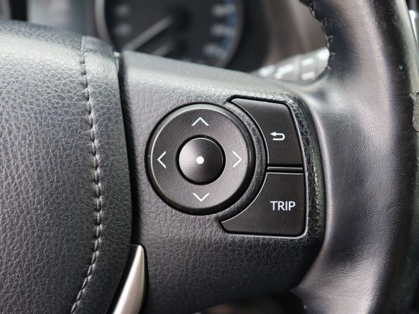Toyota RAV4 IV (XA40) Рестайлинг с пробегом 2016 года, цена 2 289 000 рублей, 151172 км, внедорожник, Автокод Объявления