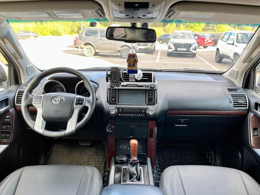 Toyota Land Cruiser Prado 150 Series Рестайлинг 1 Великие Луки  - изображение 14