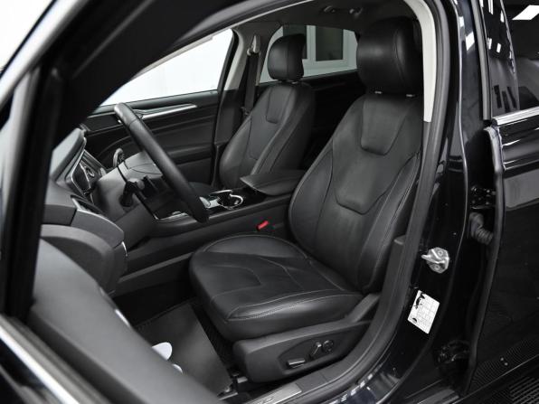 Ford Mondeo V с пробегом 2016 года, цена 1 349 000 рублей, 286000 км, седан, Автокод Объявления