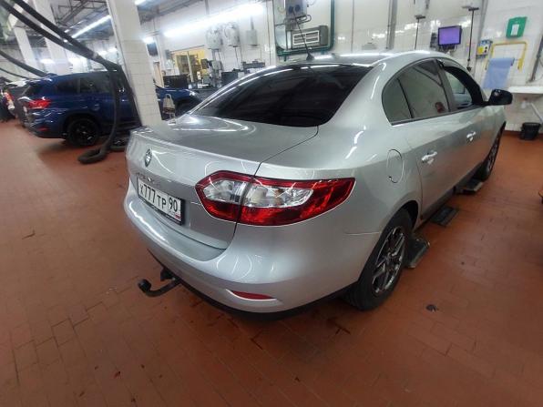 Renault Fluence I с пробегом 2012 года, цена 720 000 рублей, 75000 км, седан, Автокод Объявления