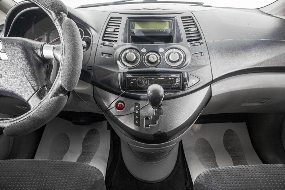 Mitsubishi Grandis I Барнаул  - изображение 14