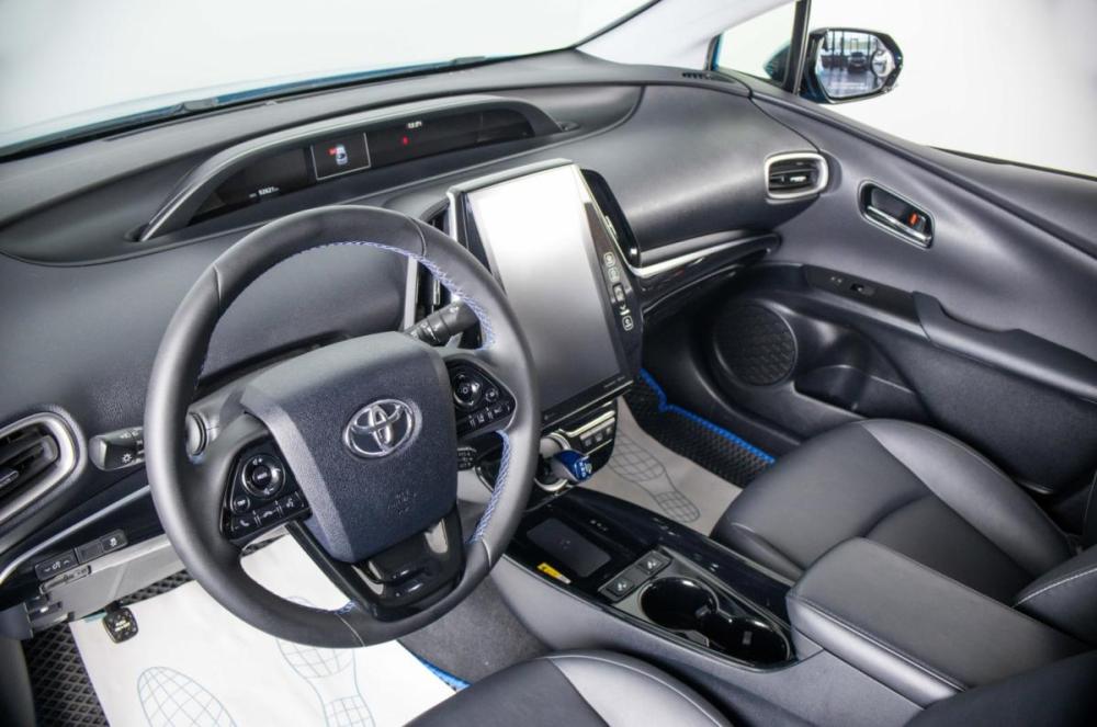 Toyota Prius IV (XW50) Пермь  - изображение 9