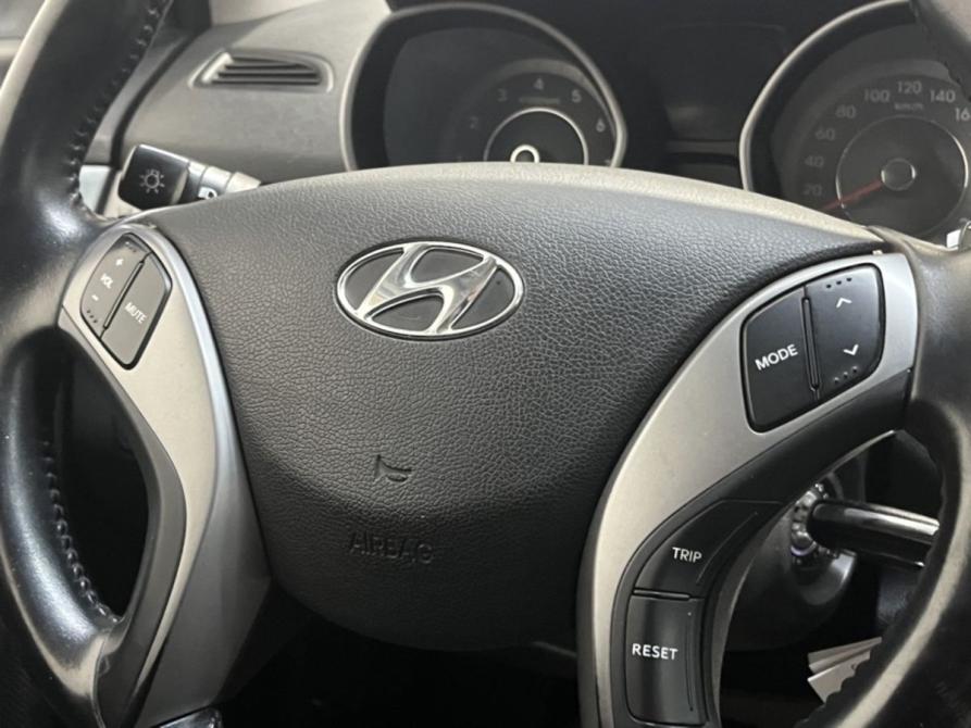 Hyundai Elantra V (MD) Рестайлинг Курск  - изображение 7