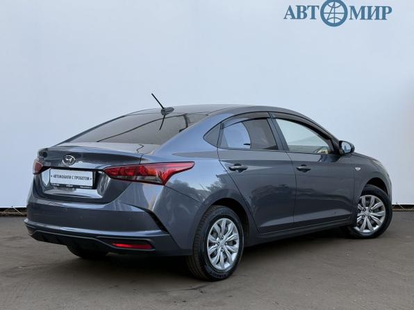Hyundai Solaris II Рестайлинг с пробегом 2021 года, цена 1 600 000 рублей, 41568 км, седан, Автокод Объявления