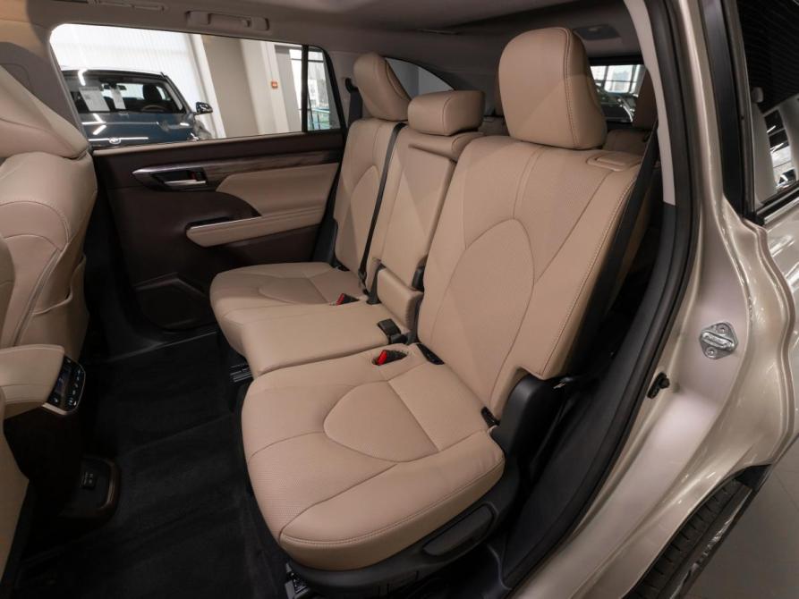 Toyota Highlander IV (XU70) Москва  - изображение 17