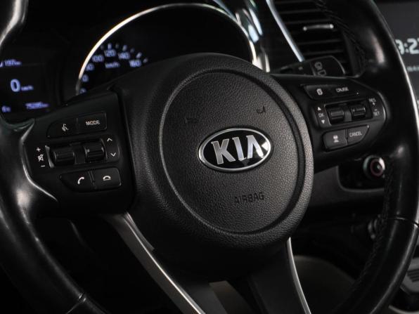Kia Carnival III с пробегом 2019 года, цена 3 399 000 рублей, 75285 км, минивэн, Автокод Объявления
