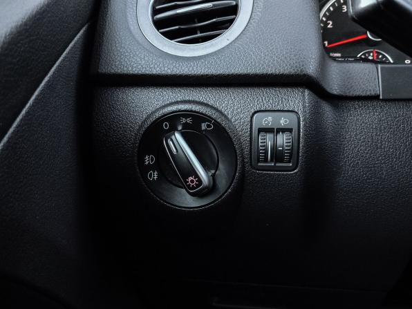 Volkswagen Tiguan I Рестайлинг с пробегом 2013 года, цена 1 090 000 рублей, 193000 км, внедорожник, Автокод Объявления