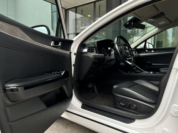 Kia K5 III с пробегом 2021 года, цена 2 640 000 рублей, 49519 км, седан, Автокод Объявления