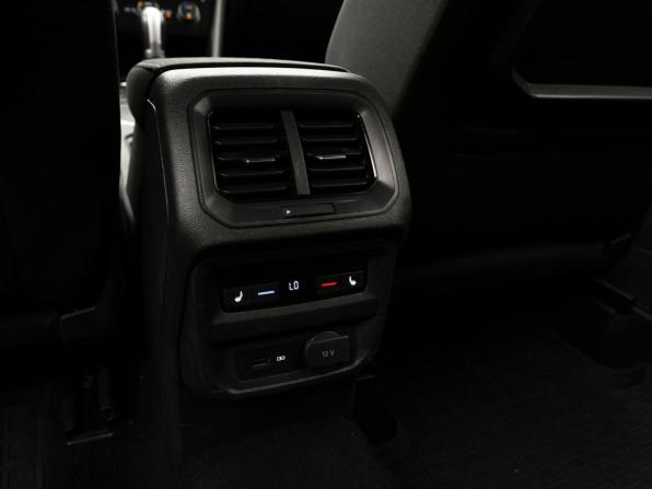 Volkswagen Tiguan II с пробегом 2017 года, цена 1 900 000 рублей, 241775 км, внедорожник, Автокод Объявления