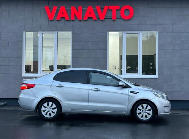 Kia Rio III с пробегом 2013 года, цена 680 000 рублей, 304341 км, седан, Автокод Объявления