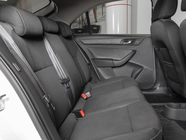 Skoda Rapid I с пробегом 2014 года, цена 973 300 рублей, 137800 км, лифтбек, Автокод Объявления