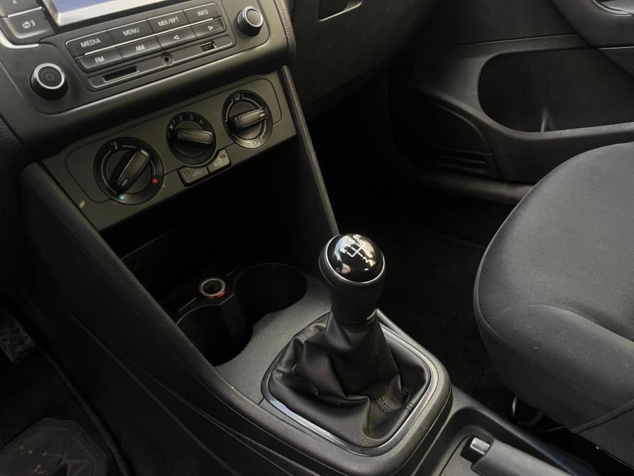 Volkswagen Polo V Рестайлинг Санкт-Петербург  - изображение 11