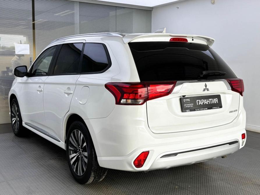 Mitsubishi Outlander III Рестайлинг 3 Уфа  - изображение 8