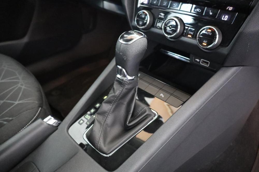 Skoda Octavia III (A7) Рестайлинг Санкт-Петербург  - изображение 10