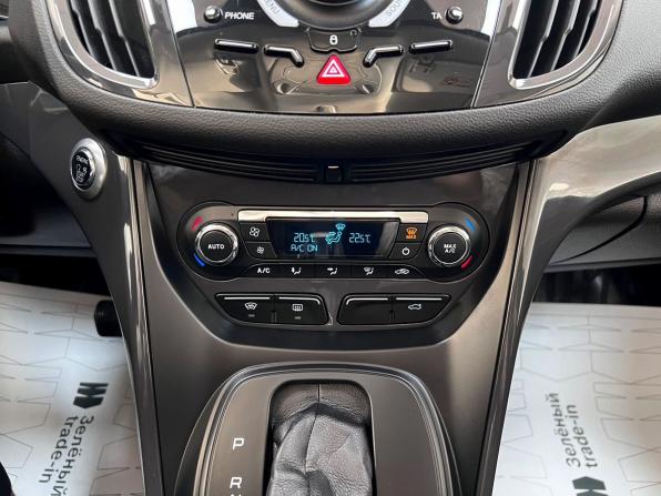 Ford Kuga II с пробегом 2015 года, цена 1 370 000 рублей, 152907 км, внедорожник, Автокод Объявления