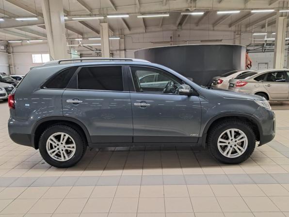 Kia Sorento II Рестайлинг с пробегом 2012 года, цена 1 600 000 рублей, 220671 км, внедорожник, Автокод Объявления